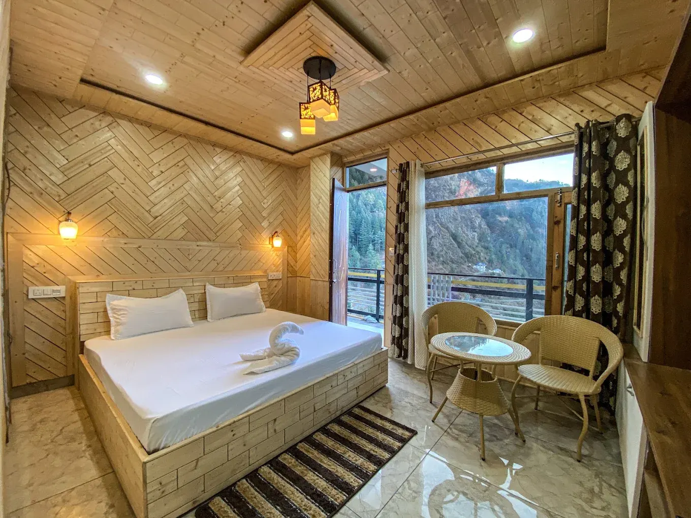 Deluxe Room at Alpine Crest Homestay, Theog