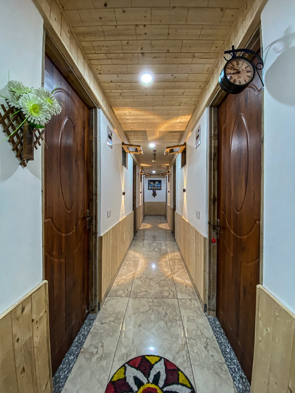 Lobby area at Alpine Crest Homestay